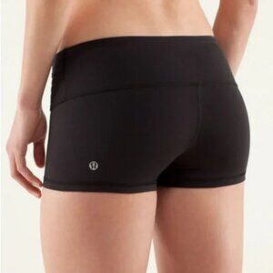 Lululemon Boogie Short Black size 8